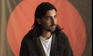 Noah Kahan Image
